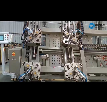 Maschine zur Kombination von Fensterpunktierung und Rivetierung aus Aluminium