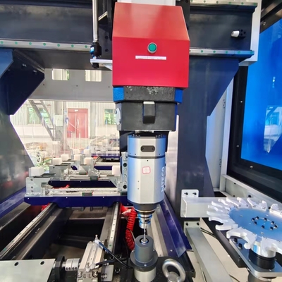 6500mm Aluminiumprofil 5 Aixs CNC-Bearbeitungszentrum mit Hochgeschwindigkeits-HSK63F Automatischer Werkzeugwechsler