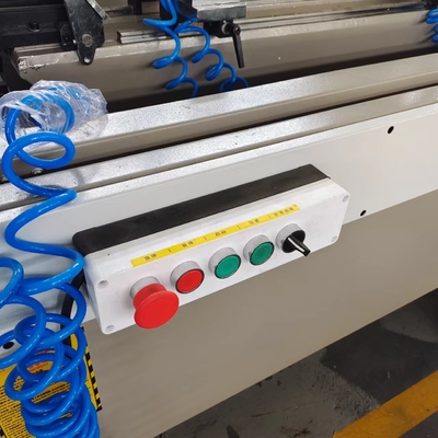 Automatische Vorhangwandmaschine Aluminium-Rohmaschine