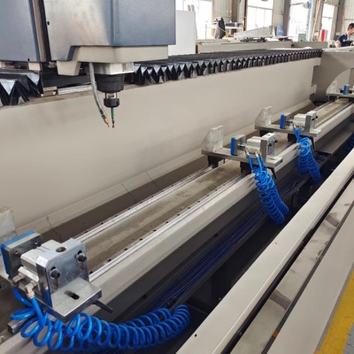 3 Achsen +90 Grad CNC Bohrmaschine Fräsmaschine CNC Bohrmaschine und Tapping Maschine
