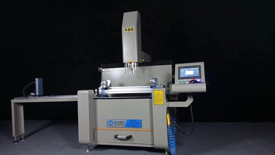 Aluminiumprofil Fenster- und Türmaschine für CNC-Bohrmaschine Fräsmaschine mit 3-Achsen-Steuerung