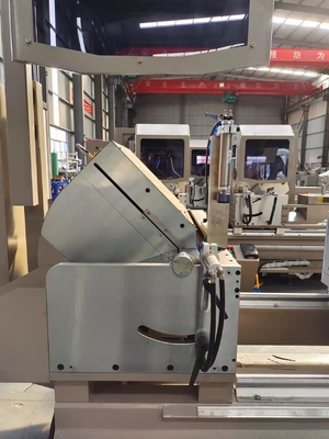 Digitale Anzeige Doppelkopf Mitersäge mit 600 mm Durchmesser Säge Klinge Schneiden 45 und 90 Grad