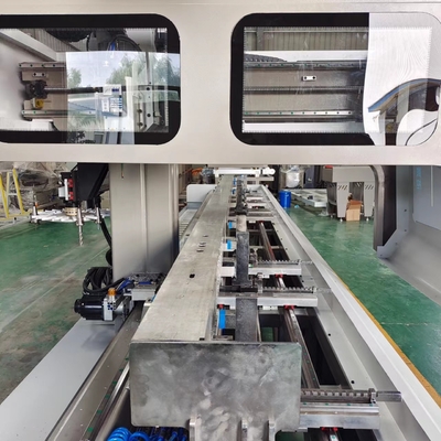 Aluminiumprofil CNC-Bearbeitungszentrum mit 4 gesteuerten Achsen
