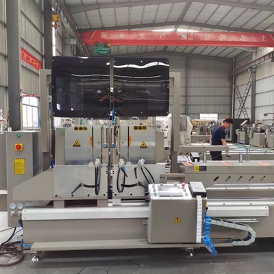Maschine zur Fertigung von Fenstern, CNC-Schneidemaschine, Doppelkopf-Mitrensäge für Aluminiumprofil mit CE-Zertifikat