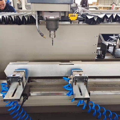 Aluminium-Fenster-Türmachmaschine CNC-Bearbeitungszentrum für Bohrmaschinen