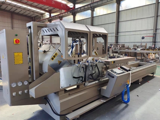 6000 mm CNC-Doppelmitter-Schnittsäge mit 45 und 90 Grad Schnittwinkel für Aluminium und PVC
