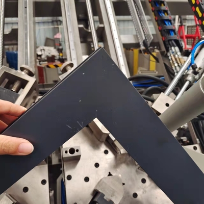 CNC-Vierkopf-Aluminium-Fenster- und Türwinkelcrimpmaschine
