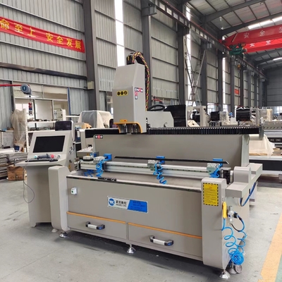 Aluminium/UPVC/PVC Automatische CNC-Türschloss-Lochprofilbohrung Fräsen Aluminiumfenstermaschine
