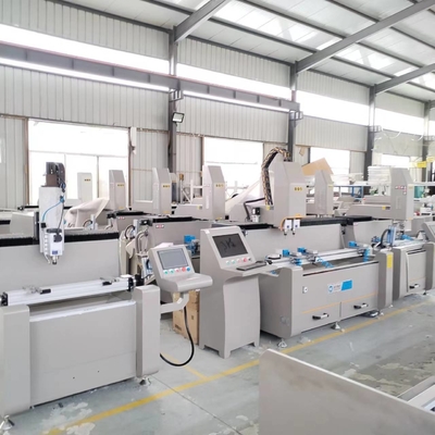 1500 mm CNC-Fräsmaschine für Aluminiumfensterprofile und minimalistische Möbel wie Weinkästen