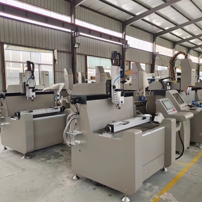 800 mm Einzelkopf CNC Router Maschine für Aluminium und UPVC Bohren Fräslöcher