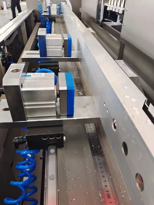 2.6m Aluminium Türen und Fenster Fertigungsmaschinen CNC-Fräsenzentrum