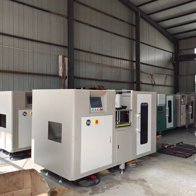 0.3m 5 Achsen vertikale CNC-Mühle Aluminium Tür und Fenster Herstellung Maschine