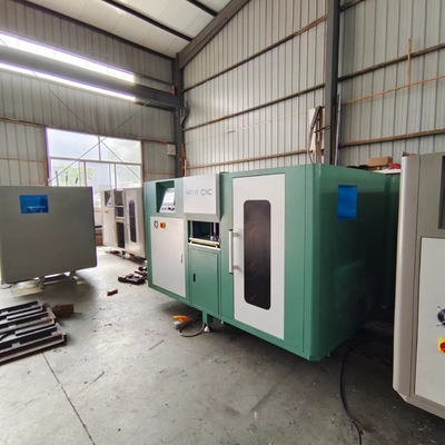0.3m 5 Achsen vertikale CNC-Mühle Aluminium Tür und Fenster Herstellung Maschine