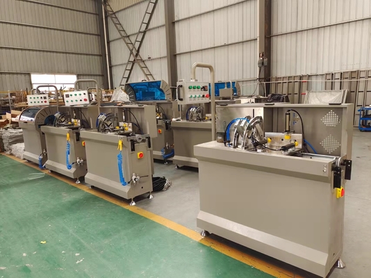 Vollautomatische Eckenschneidesaue 500 mm Blade Aluminium Fenstermachine