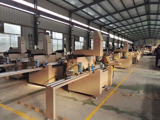 1200 Kleines Aluminium-Kopierrouter CNC-Bohr- und Fräsmaschine für Fenstertür