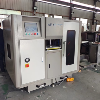3 Achsen CNC-Endmaschine zur Herstellung von Fenstern und Türen aus UPVC und Aluminium mit 350 Sägen