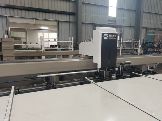 550 mm Sägeblatt CNC-Aluminium-Schnittzentrum CNC-Einkopf-Aluminium-Fenster-Tür-Gardinenwandmaschine