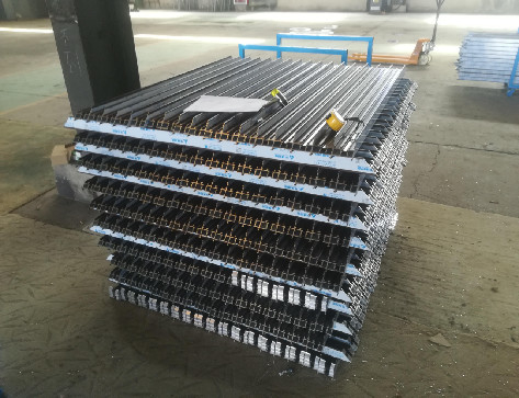 550 mm Sägeblatt CNC-Aluminium-Schnittzentrum CNC-Einkopf-Aluminium-Fenster-Tür-Gardinenwandmaschine