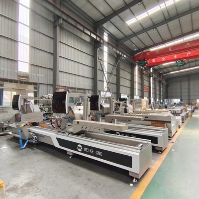 CNC-Doppelkopf-Mitrenschnittsäge CNC-Aluminium-UPVC-Schneidemaschine