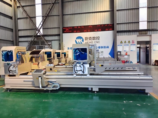 90 Grad automatische Miter Säge 4200mm UPVC Doppelkopf Schneidmaschine