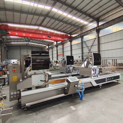CNC-Doppelkopfschneidemaschine Sägemaschine Aluminium-UPVC-Schneidemaschine Fenster-Tür-Schneidemaschine