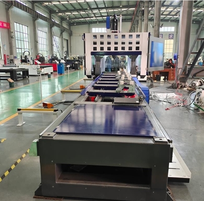 5 Achsen vertikales CNC-Bearbeitungszentrum für industrielle Aluminiumprofile, Türen, Fenster, Vorhangwände usw.