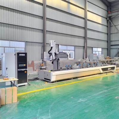 Maschine zum Schneiden von Aluminium, CNC, 4-Achsen-Bohrmaschine zum Fräsen und Schneiden von Vorhangwänden und Fenstertüren