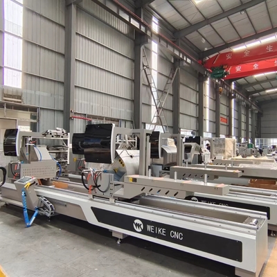 CNC-gesteuerte Doppelkopf-Schneidmaschine mit 550′-Sägen für Aluminiumprofile
