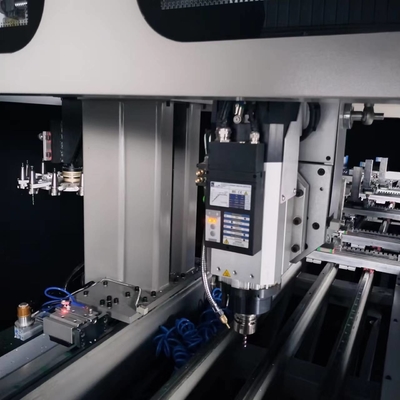 Horizontale Aluminiummitte 4 Achse Cnc-maschineller Bearbeitung für Aluminiumprofil-Bohrung und Mahlens