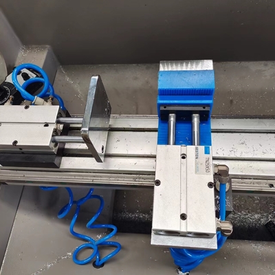 3 Achsen CNC-Bohr- und Fräsmaschine Maximalverarbeitungslänge 1500 mm