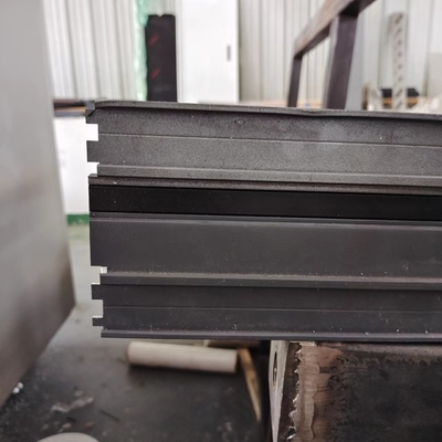 Programmierung 5 Achsen Endfräsmaschine Aluminium für Fenster und Tür