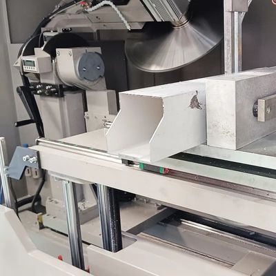 Hocheffiziente Aluminiumsäge Schneidmaschine Einschnittssäge für Aluminium Vorhang Wand Profil Fenster Tür Herstellung