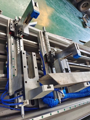 6500mm Vorhangwandmaschine Aluminium 4-Achsen-CNC-Bearbeitungszentrum